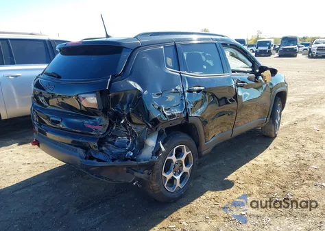 2022 Jeep Compass Trailhawk 4X4 z USA, uszkodzony, nr VIN 3C4NJDDB3NT189310